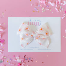 Load image into Gallery viewer, Pink Daisies: Small / Small Reversible Clip