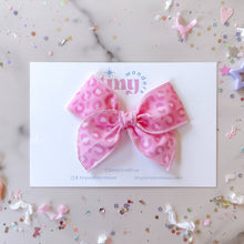 Load image into Gallery viewer, Pink Cheetah: Small / Small Reversible Clip
