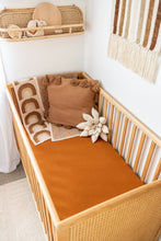 Load image into Gallery viewer, Organic Cot Sheet: Heather
