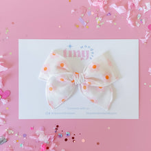 Load image into Gallery viewer, Pink Daisies: Large / Small Reversible Clip
